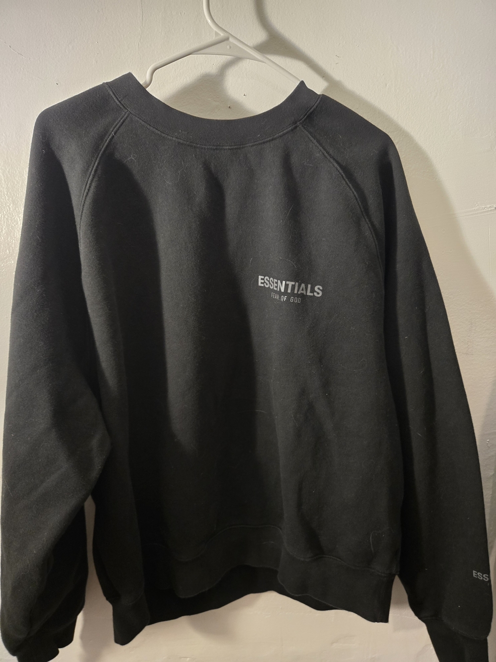 Fear of God ESSENTIALS Men’s Crewneck Sweater - Black